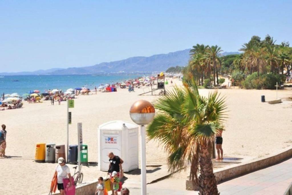 Playmar Apartment Cambrils Bagian luar foto